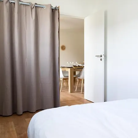 アパート Cosy Avec Parking Prive A *