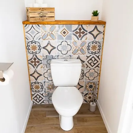 Cosy Avec Parking Prive A * Saumur