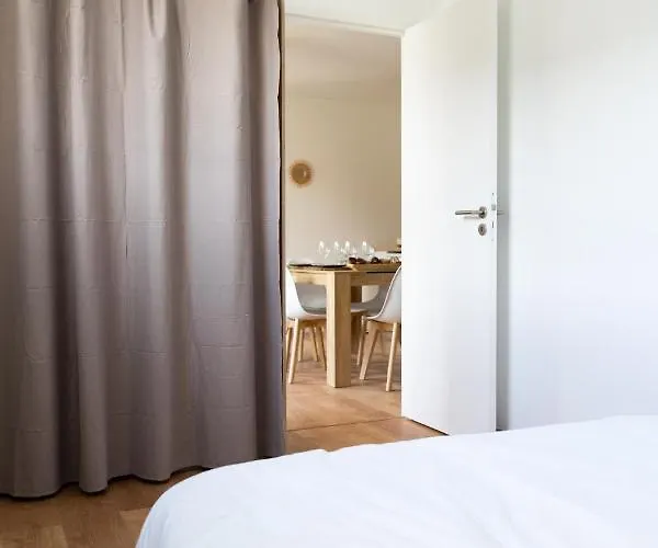 شقة Cosy Avec Parking Prive A *